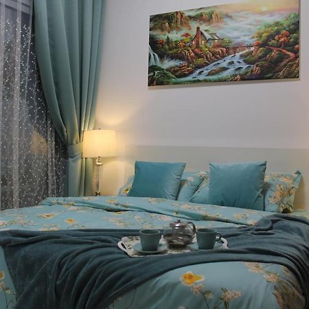 Newly Furnished One Bedroom Apartment Next To Metro & Beach In Marina Residence Дубай Екстериор снимка
