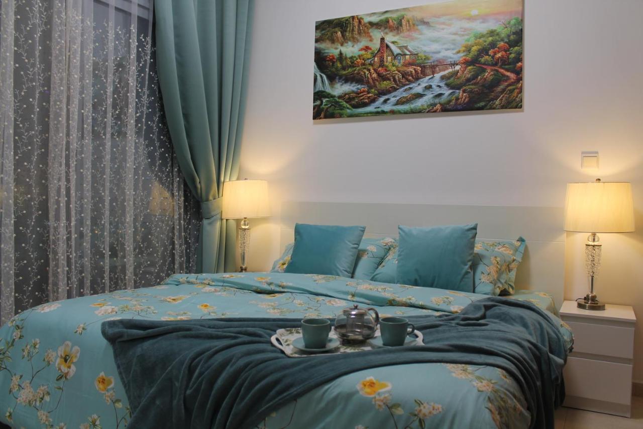 Newly Furnished One Bedroom Apartment Next To Metro & Beach In Marina Residence Дубай Екстериор снимка